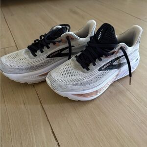 Brooks Ghost 17 Running Shoes - White/Black/Rosegold size 7.5